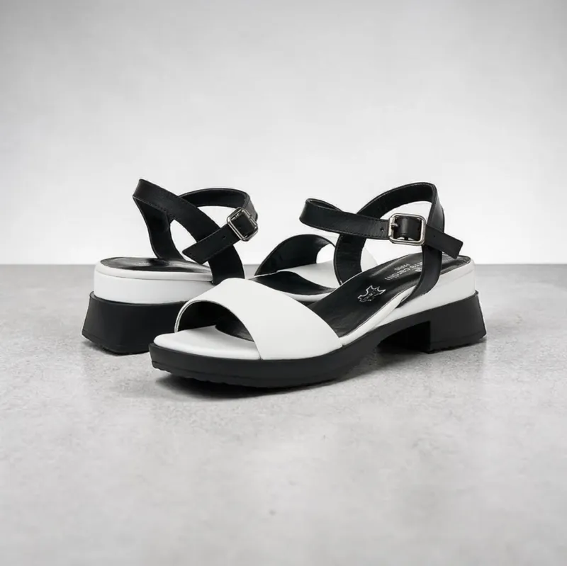 Сандалии Pierre Cardin. Кожа, 38 р