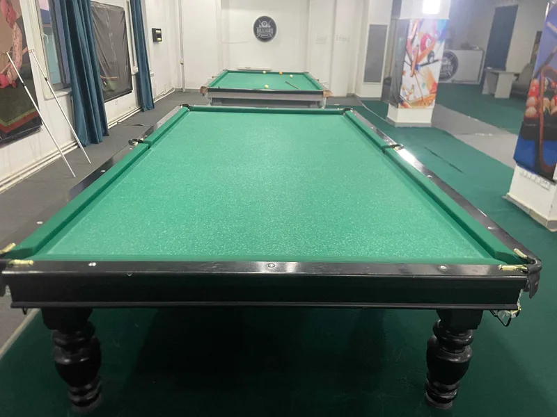 Rilley billiard stol sotiladi 2