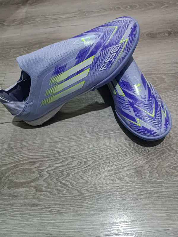Сороконожки (футзалки) Adidas f50 43 размер