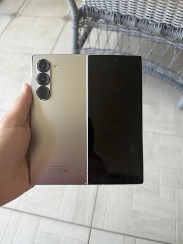 Samsung galaxy fold 6 — фото 3