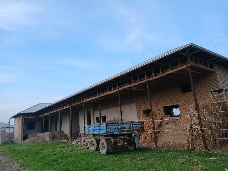 Uchaska sotiladi Piskent ,Chimqo'rg'on