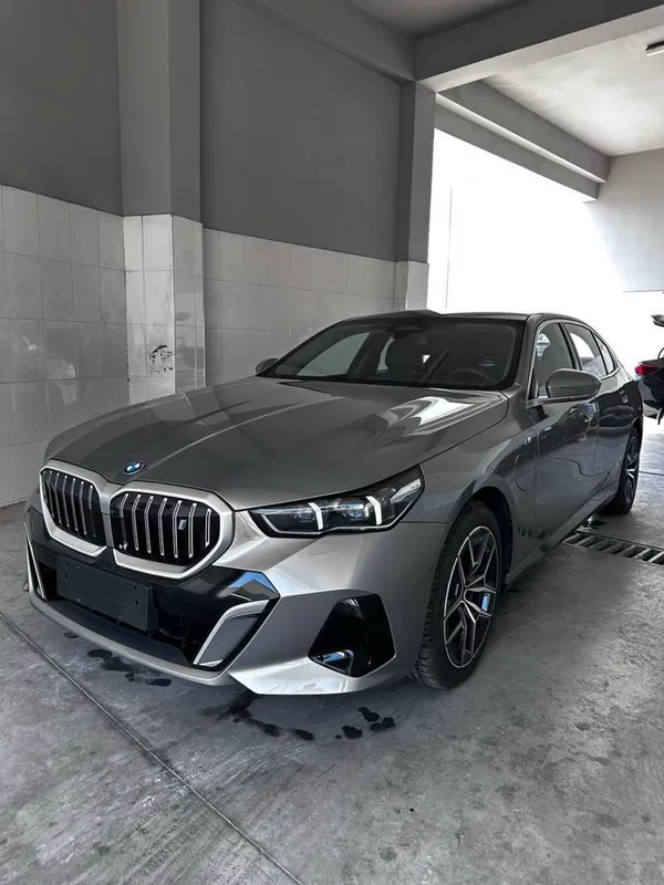 BMW I5 L35 full obmen 8