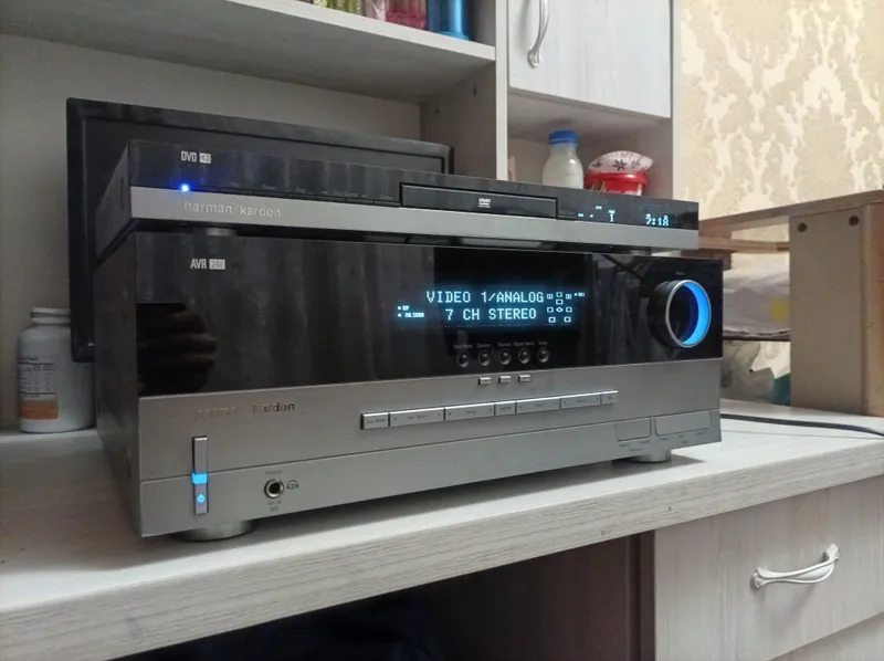 Yamaha rx v995 receiver uslitel