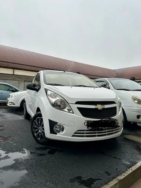 Продаётся Chevrolet Spark 1.25 состояние идеальное. — фото 2
