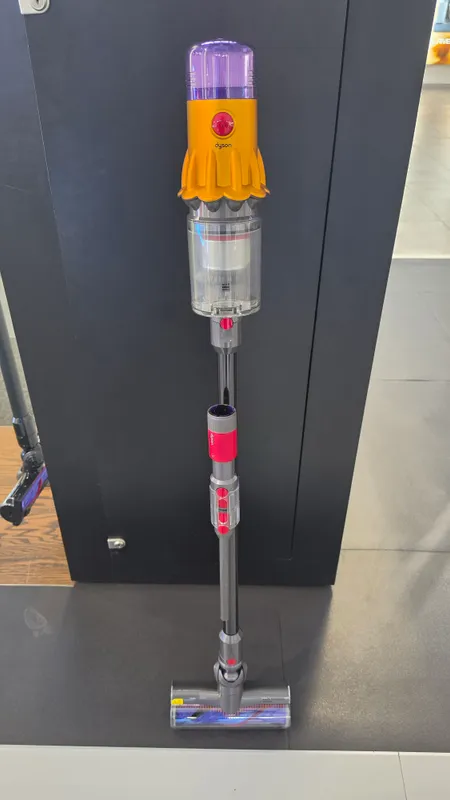 Dyson V12 Submarine simsiz changyutgichi + kafolat 6 Dyson V12 Submarine simsiz changyutgichi + kafolat 6