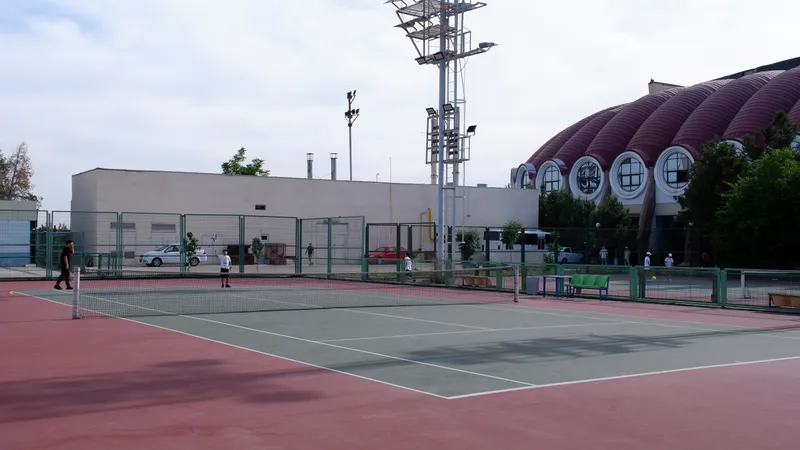 Bo'sh tennis kortlar Toshkent | bugun 3