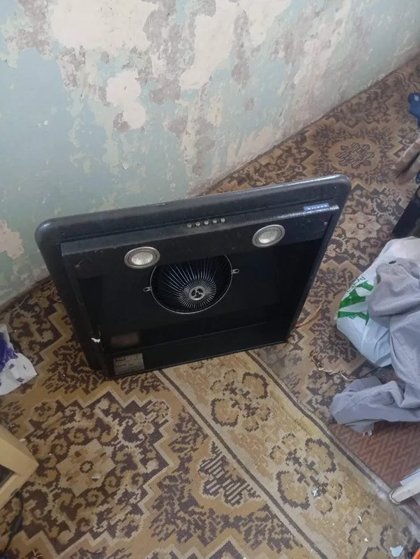 Продаеца вытешка
