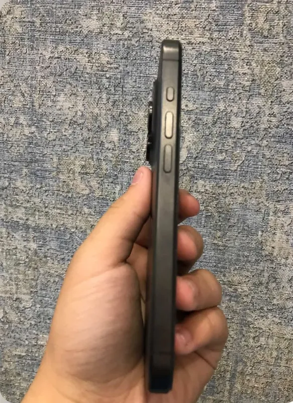 Apple 15pro esim — фото 1