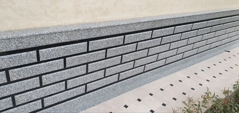 Куксарой гранитдан Бурсчатка, Зина, сокол