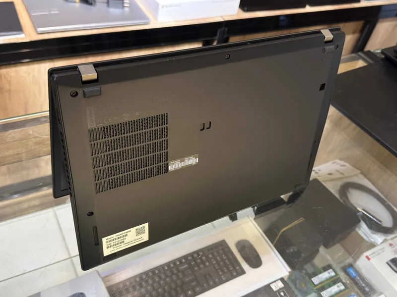 Lenovo ThinkPad T495s AMD 7 PRO 3700U озу16гб 256ssd — фото 6