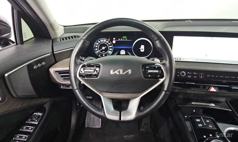 Kia K8 2.5 Gasoline 2WD Noblesse 7 Kia K8 2.5 Gasoline 2WD Noblesse 7