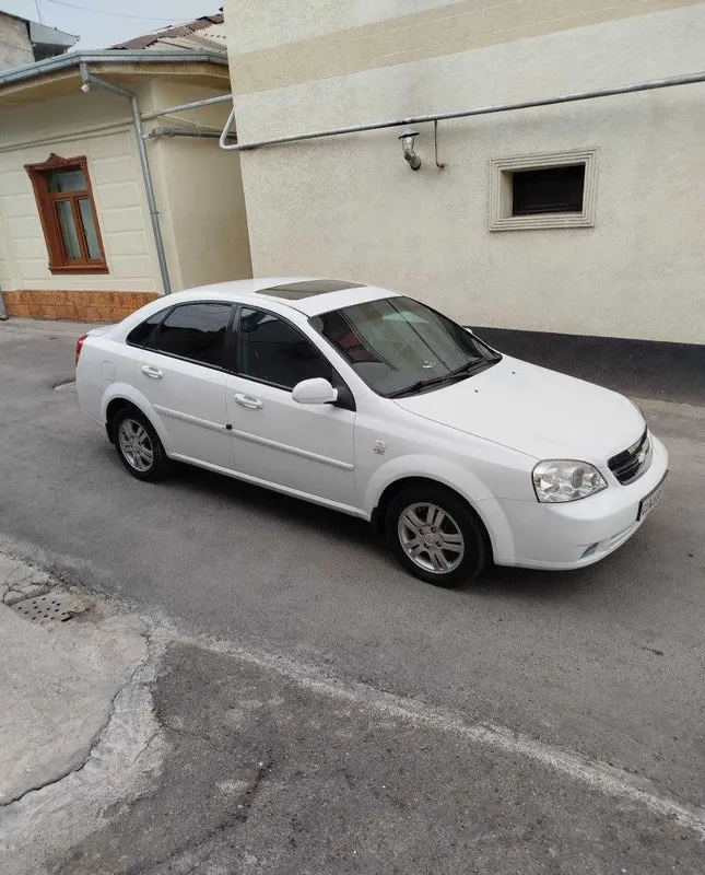 Lacetti 2013 года, автомат 8 Lacetti 2013 года, автомат 8