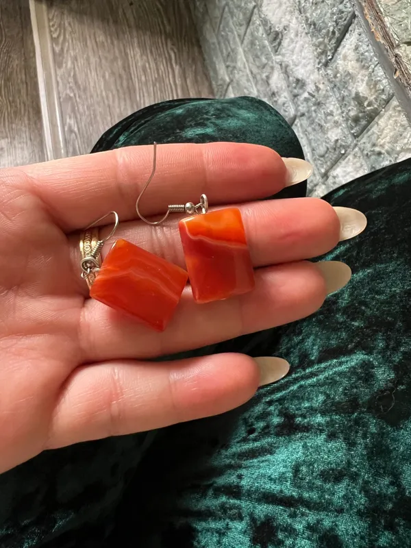 Серги камень сердолик