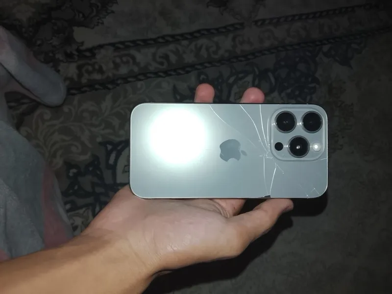 iPhone 15 Pro 1 iPhone 15 Pro 1