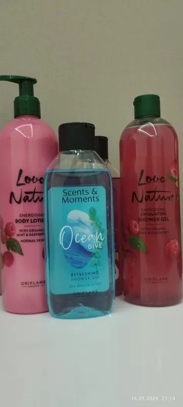 Scents & Moments Освежающий гель для душа Океан