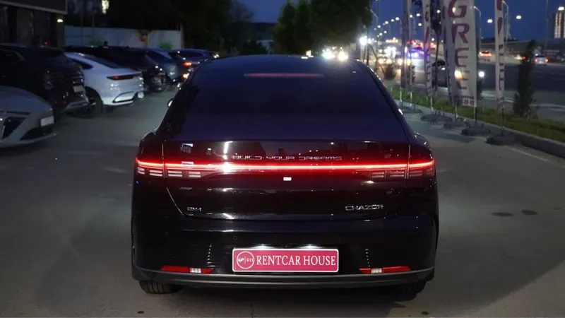 Byd Chazor Аренда на сутки | Автопрокат | Прокат автомобилей — фото 1