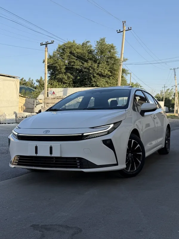 Toyota corolla 2026 hybid 1