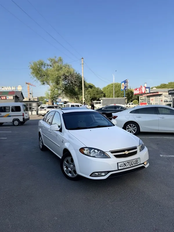 Gentra avtomat 3 pozitsiya sotiladi