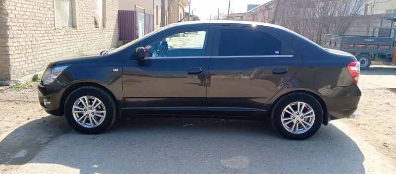 Chevrolet Cobalt — фото 3