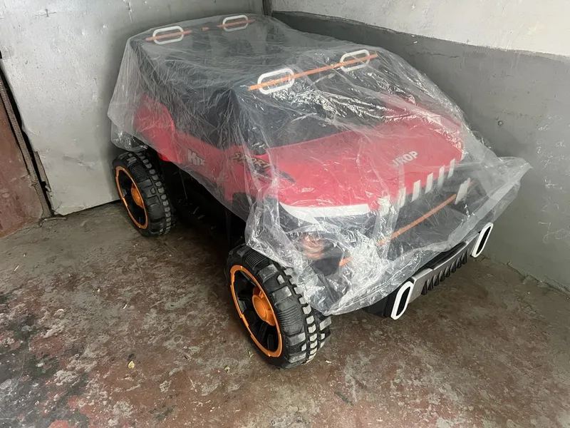 Детская машина Jeep внедорожник