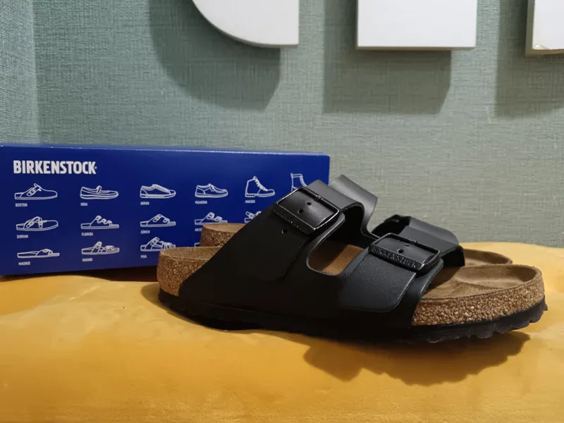 Birkenstock Arizona, натуральная кожа, 39 3 Birkenstock Arizona, натуральная кожа, 39 3