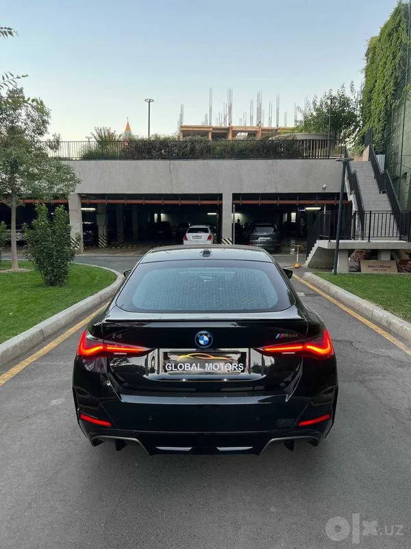 BMW I4 M50 Автомобиль в наличии. 10 BMW I4 M50 Автомобиль в наличии. 10