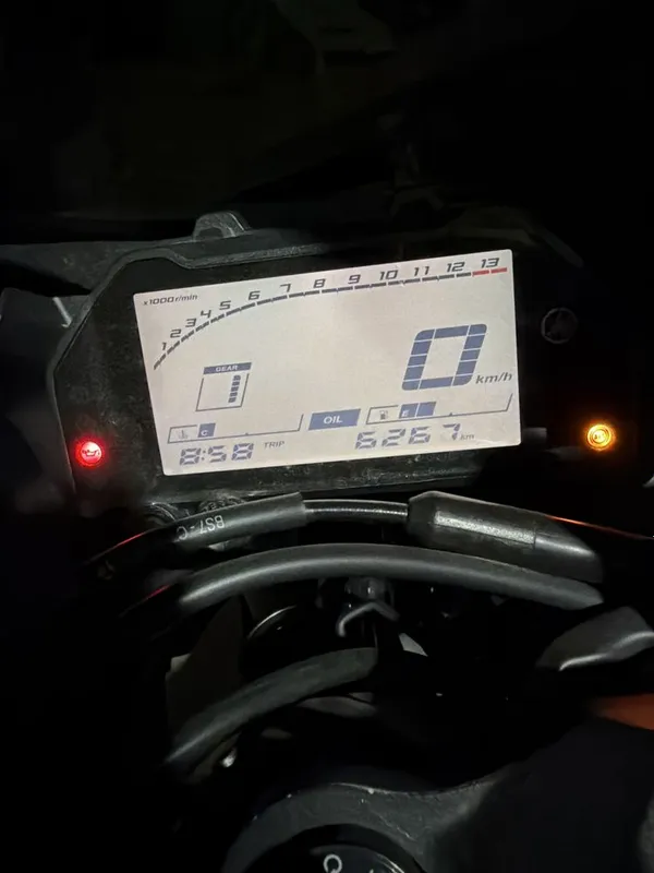 YAMAHA YZF R3 srochna sotiladi — фото 3