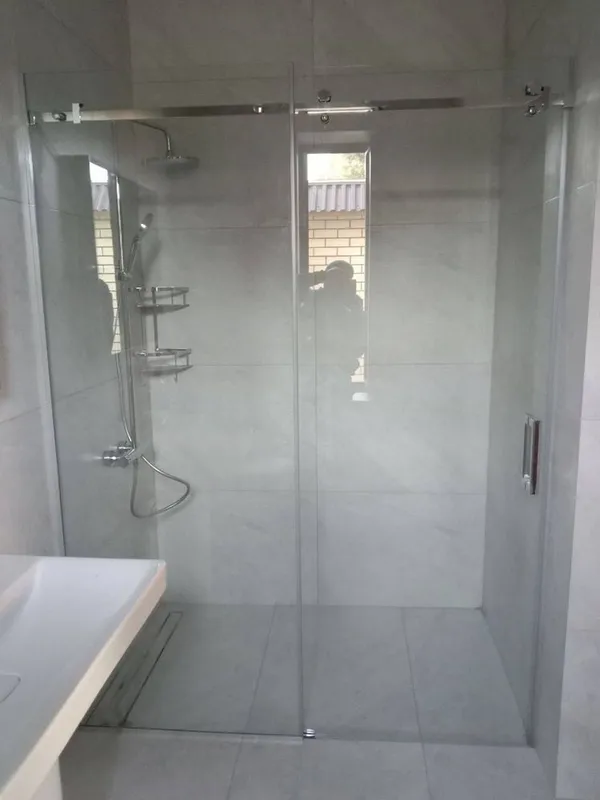 Душевые кабины Ilhan Aluminum 3 Душевые кабины Ilhan Aluminum 3