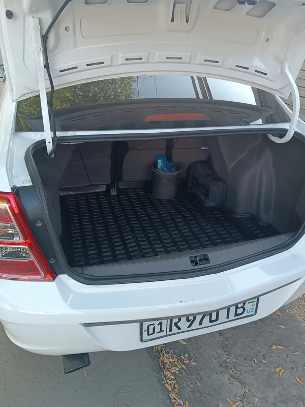 Продаётся кобальт авт. 8