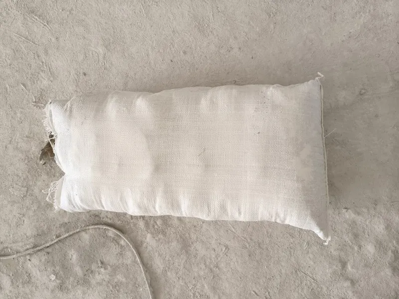 Meldan boʻshagan qop va paket bor 2