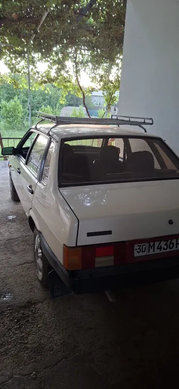 Vaz Lada samara 21099 2