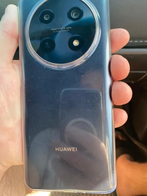 Huawei nova 12i 128.8 — фото 1