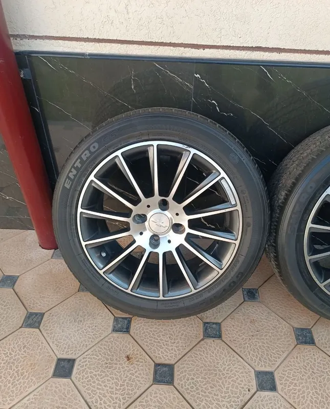 Продаются диски и шины Mercedes, размер 205/50 R16, состояние хорошее 6