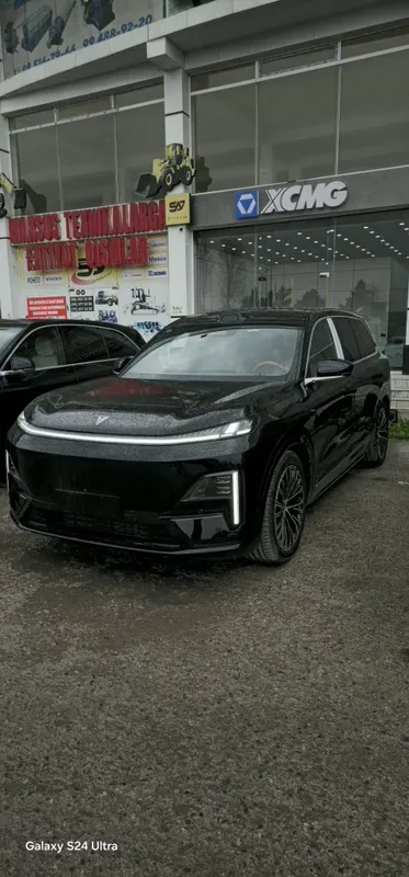 Deepal S09 Ultra 4AWD