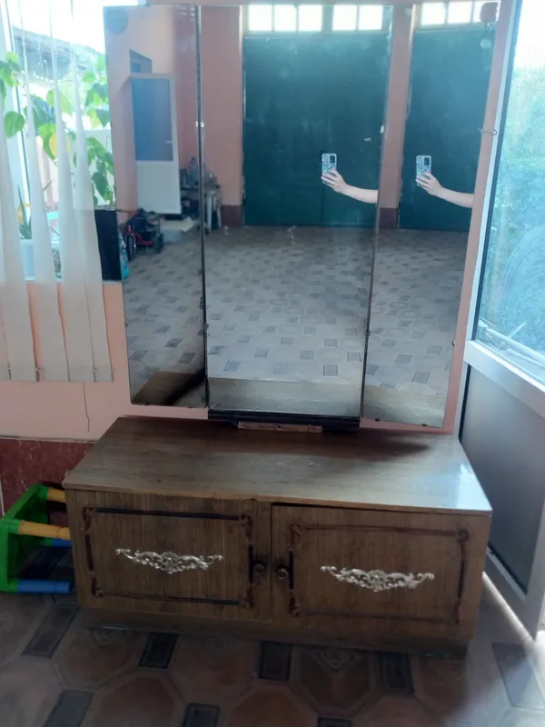 3 Ta Mebel sotiladi Manzil Qarshi Shayxali