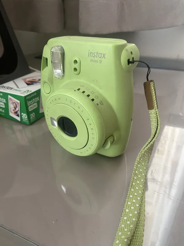 Пленочный фотоаппарат instax mini 9 — фото 1