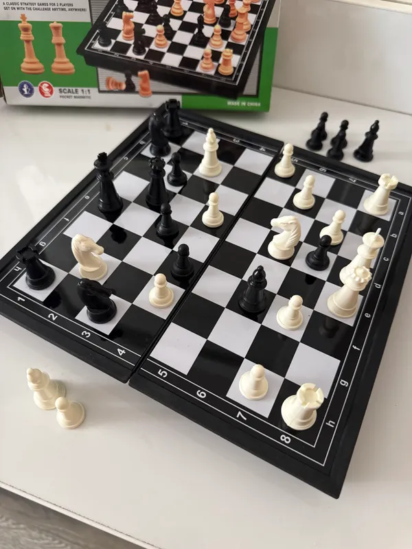 Шахматы «Сhess, High-class chess set» SCALE 1:1 — фото 1