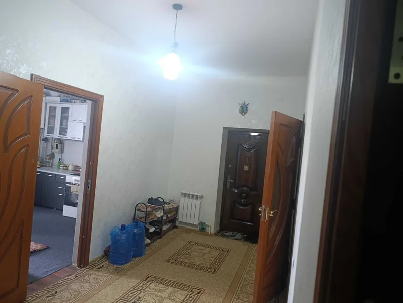 Qarshi Shaxar markazidan 3 xonali kvartira 7