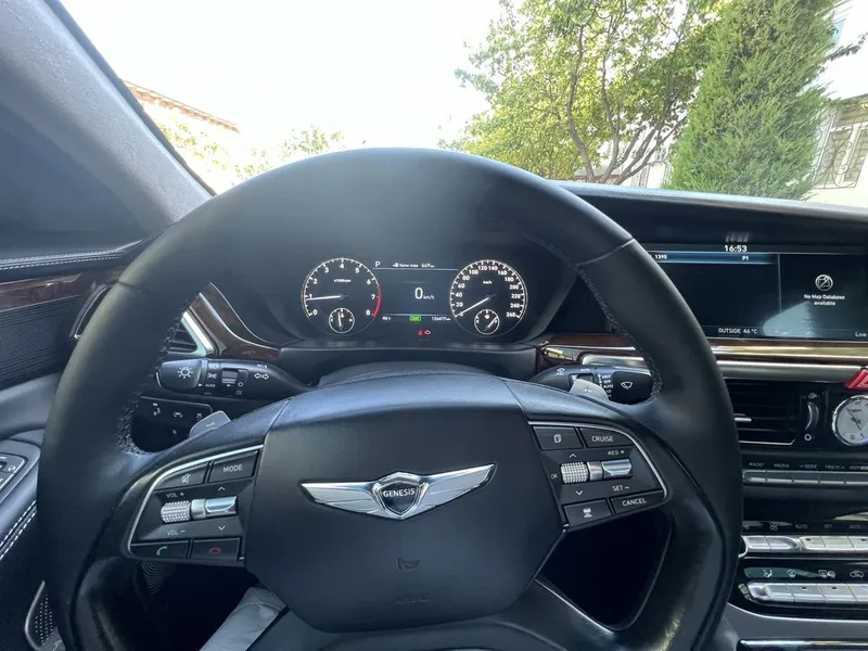 Genesis G90 LONG 3.8 mator 2019 yil 8 Genesis G90 LONG 3.8 mator 2019 yil 8