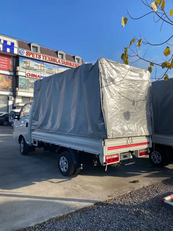 JAC X200 — Katta Hajmdagi Yuklar Uchun 2