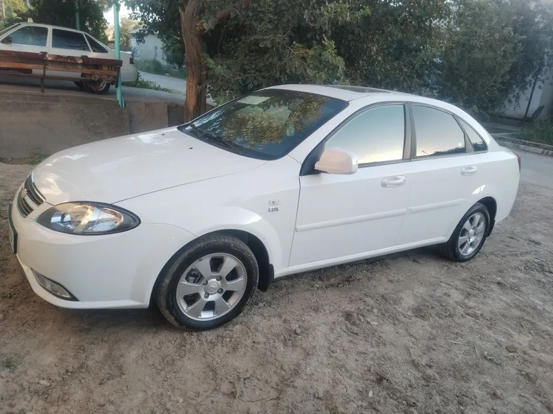 Chevrolet Jentra sotiladi 1