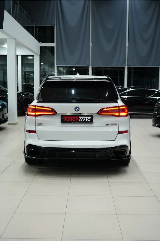 BMW X5 M50i 2019 — фото 2