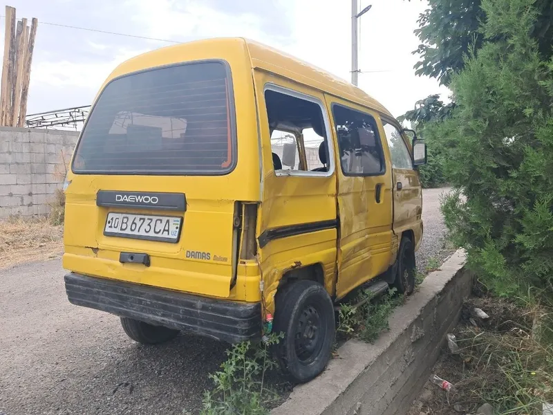 Продаётся Damas 1996 года выпуска после аварии 2 Продаётся Damas 1996 года выпуска после аварии 2