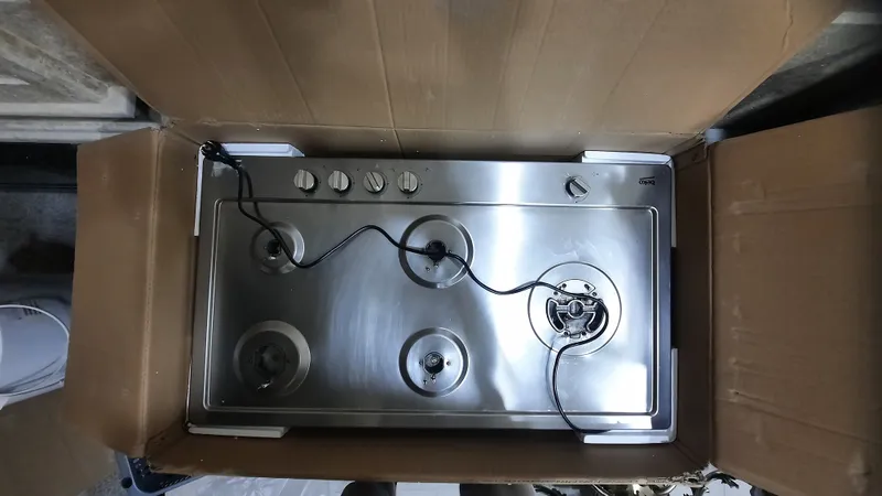 СРОЧНО ПРОДАЁТСЯ новая варочная паннель BEKO — фото 2