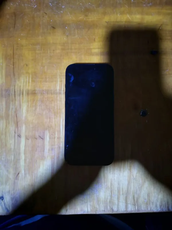 Iphone 15 ideal holatda — фото 1