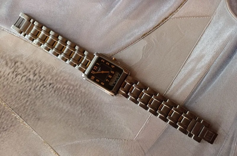 TISSOT vintage D130/230K 2 TISSOT vintage D130/230K 2
