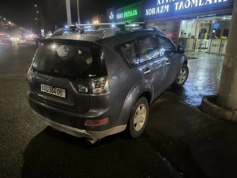 Прадам свое авто Mitsubishi Outlander — фото 1