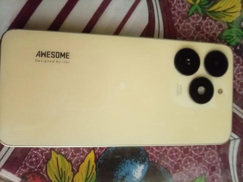 telefon Itel A70 sotiladi karobkasii bor  narx:600 — фото 2