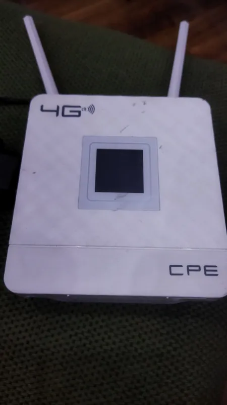 Продам вайфай роутер 4 G 6