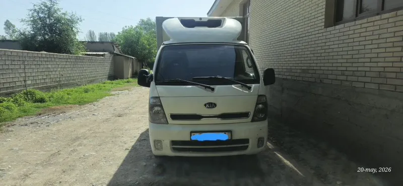 Kia bongo yili 2013